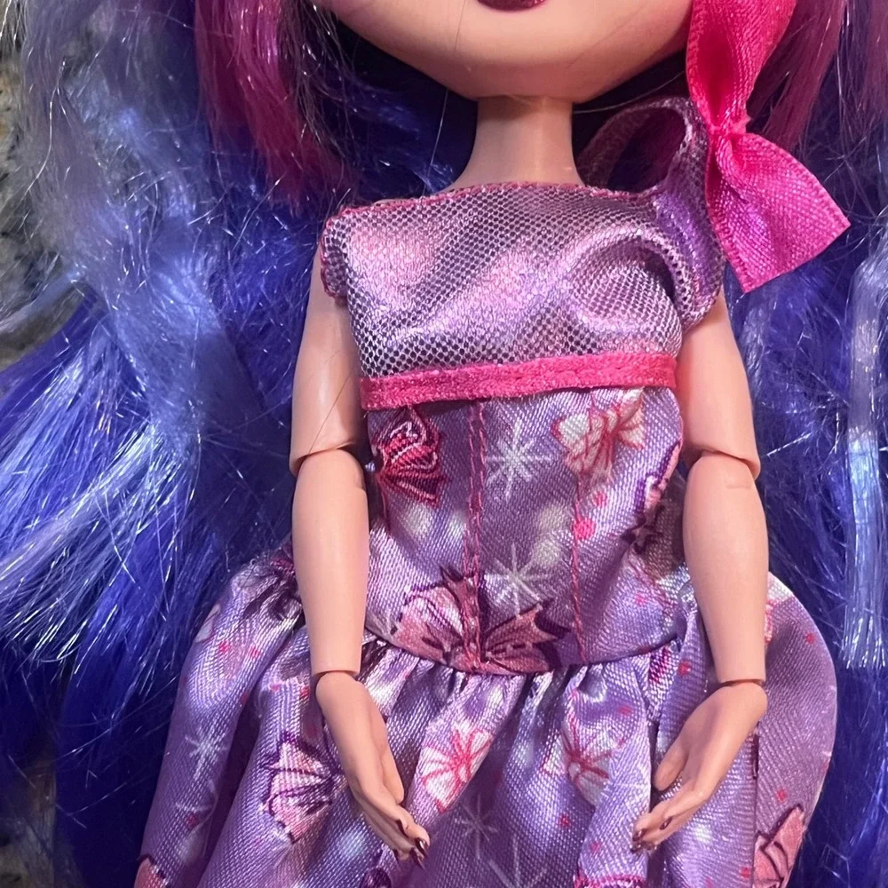 LOL Surprise OMG Winter Disco Shadow Fashion Doll Purple Hair Dress‎ Boots 9.5in